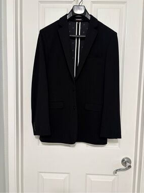 Express Performance Men's Black Stretch+ Jacket
